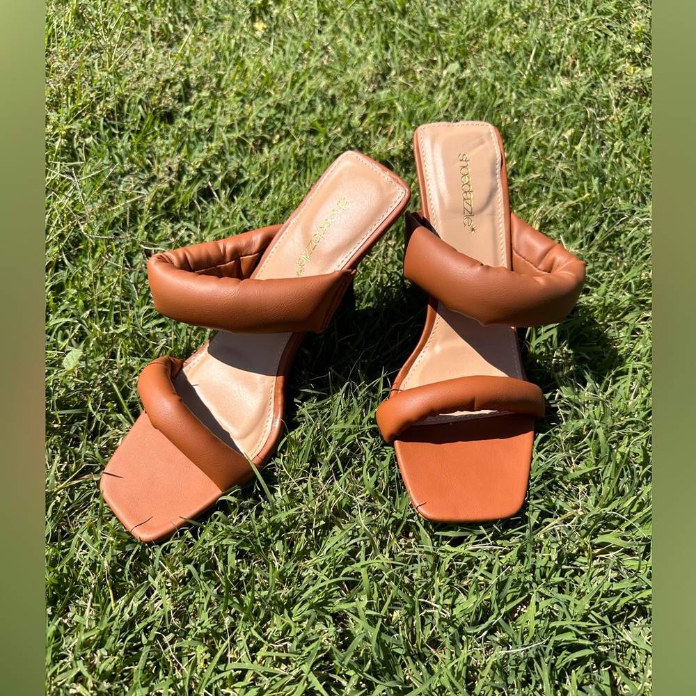 Shoedazzle Brown Heels